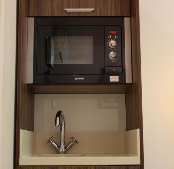 이그제큐티브 룸, Simply Rooms & Suites