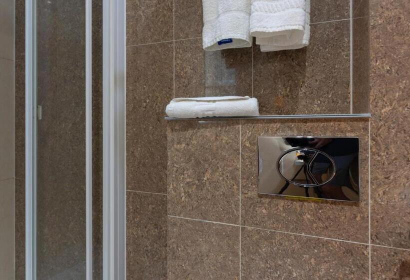 이그제큐티브 룸, Simply Rooms & Suites