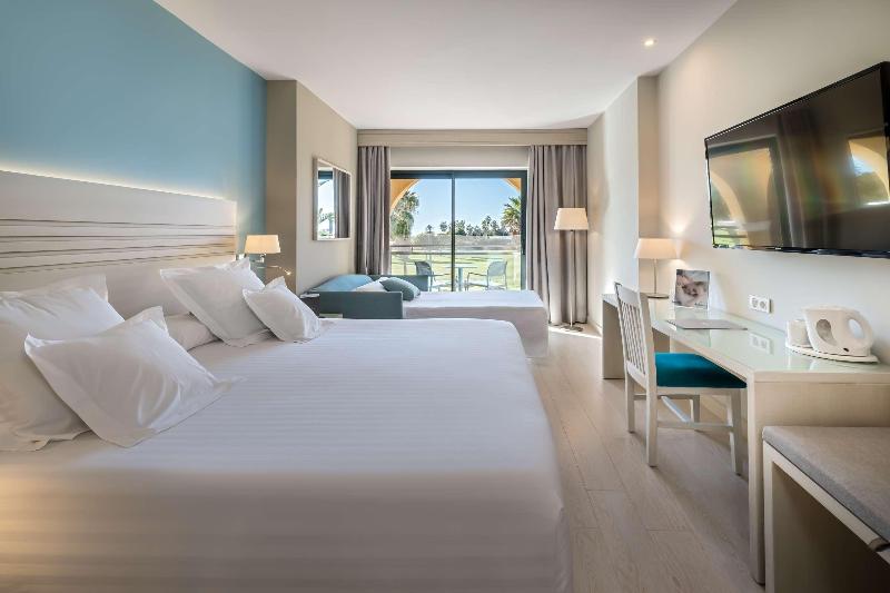 Номер Executive, Simply Rooms & Suites
