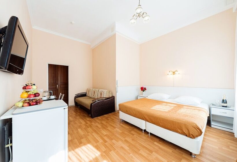 Семейный Номер, Tonika