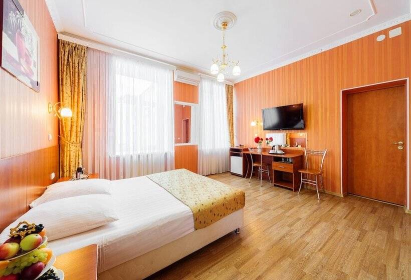 Номер Комфорт, Tonika