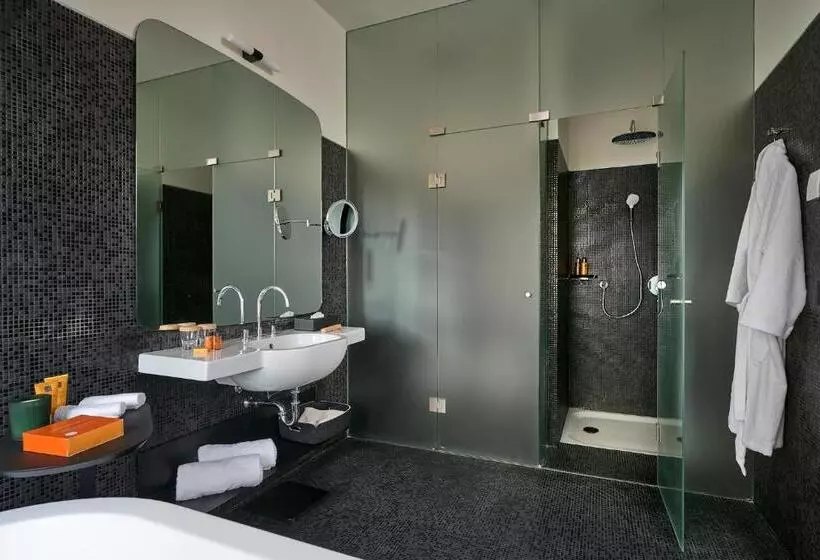 スーペリアールーム, Verno House Budapest, Vignette Collection, An Ihg