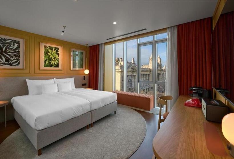 带大床的高级房间, Verno House Budapest, Vignette Collection, An Ihg