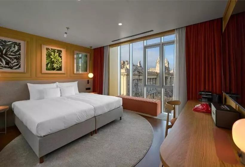 キングサイズベッドのスーペリアルーム, Verno House Budapest, Vignette Collection, An Ihg