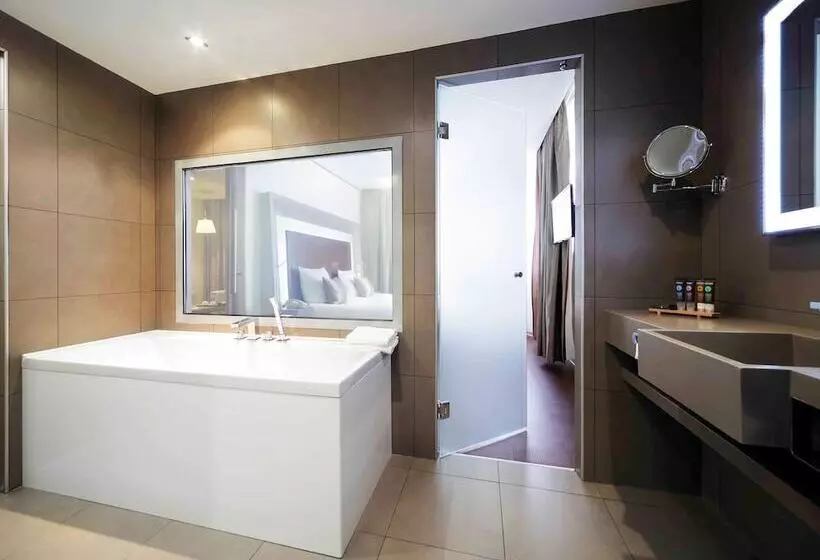 Sviitti, Novotel Yekaterinburg Centre