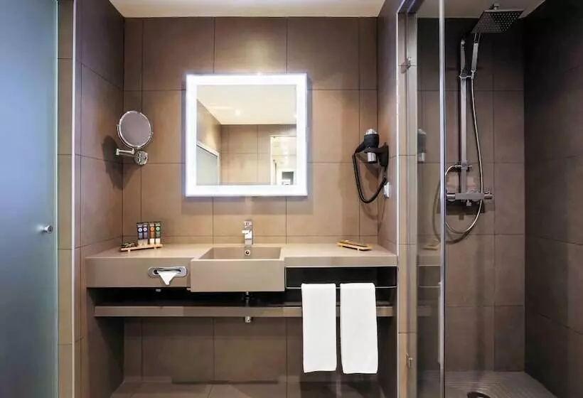 Superior-huone, Novotel Yekaterinburg Centre