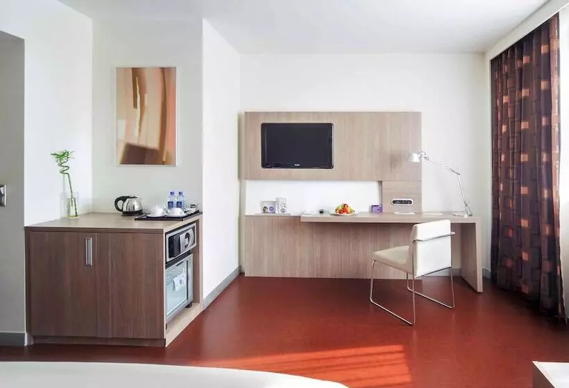 Superior-huone, Novotel Yekaterinburg Centre