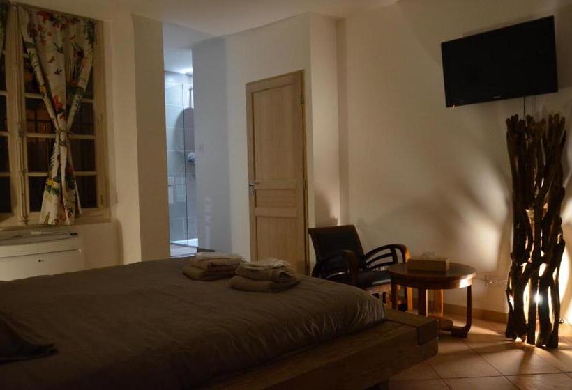 ハイドロマッサージバス付きスイート, Locus Amoenus