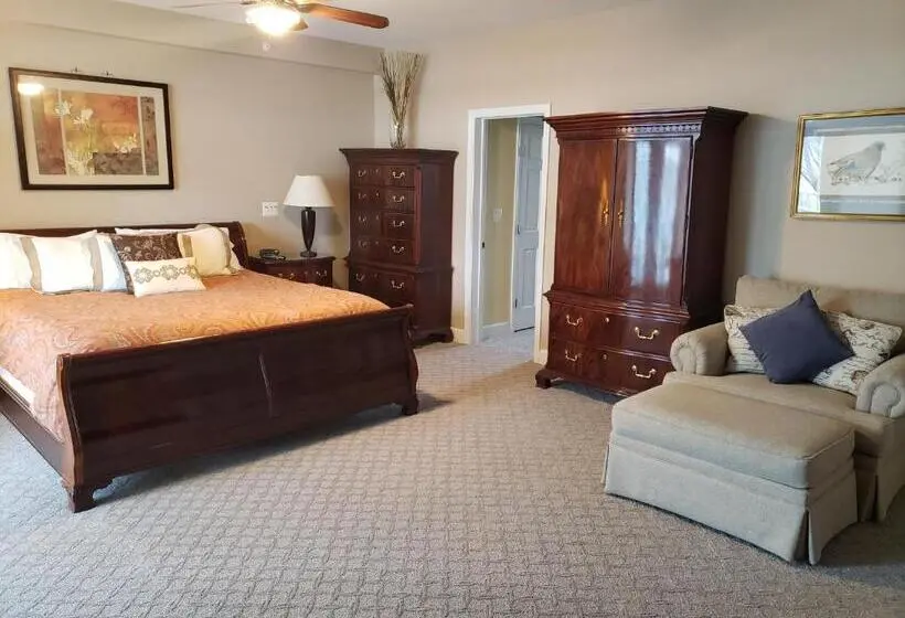 キングサイズベッドのデラックスルーム, Blue Heron Inn A Bed And Breakfast Llc