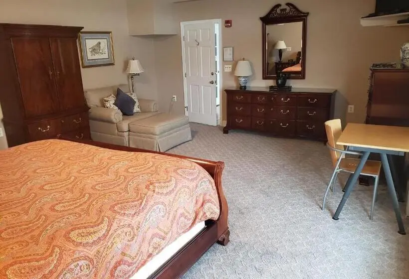 キングサイズベッドのデラックスルーム, Blue Heron Inn A Bed And Breakfast Llc