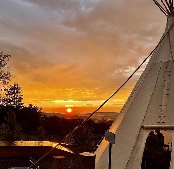 جناح 3 غرف نوم, Výhledna