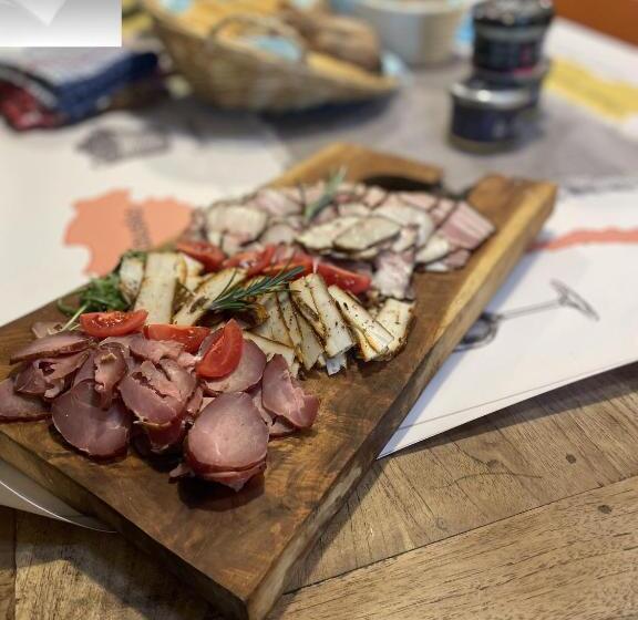 منزل 4 غرف نوم, Výhledna