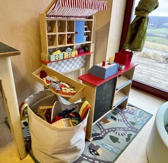 جناح 3 غرف نوم, Výhledna