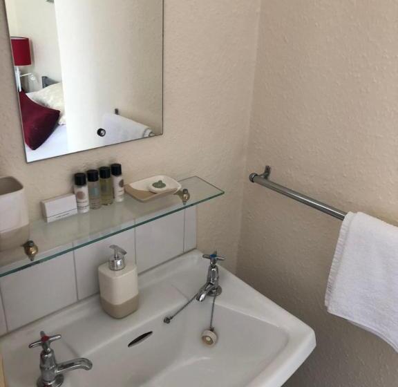 기본룸, Victoria House   Self Catering Quiet Guesthouse   Adult Singles And Couples Only