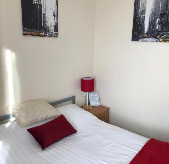 기본룸, Victoria House   Self Catering Quiet Guesthouse   Adult Singles And Couples Only