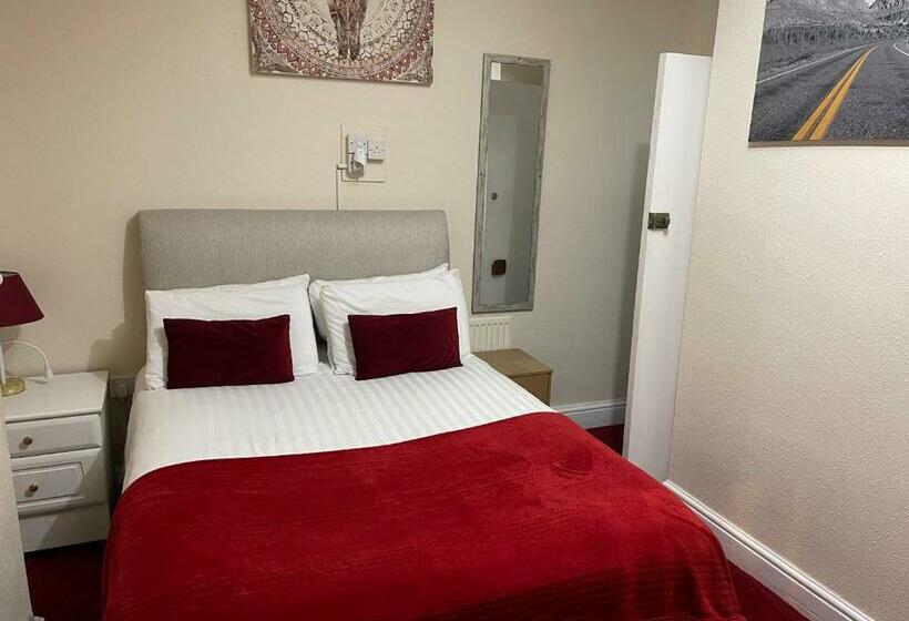 스탠다드 룸 공동 욕실, Victoria House   Self Catering Quiet Guesthouse   Adult Singles And Couples Only