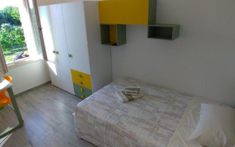 غرفة قياسية فردية, B&b Hibiscus