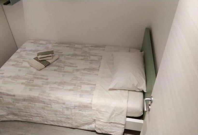 غرفة قياسية فردية, B&b Hibiscus