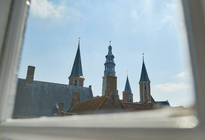 اتاق سوپریور چهار تخته, Het Gecroonde Swaert B&b