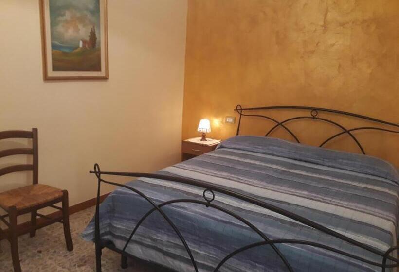 デラックスルーム, L Antico Faro