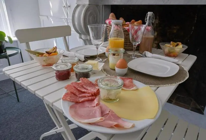 スタンダードルーム, Het Gecroonde Swaert B&b