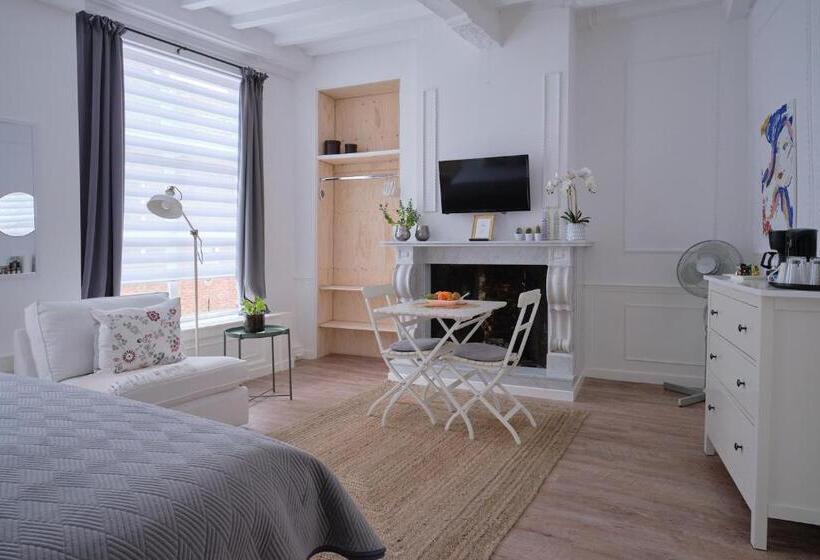 اتاق استاندارد, Het Gecroonde Swaert B&b