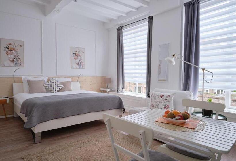 غرفة قياسية, Het Gecroonde Swaert B&b