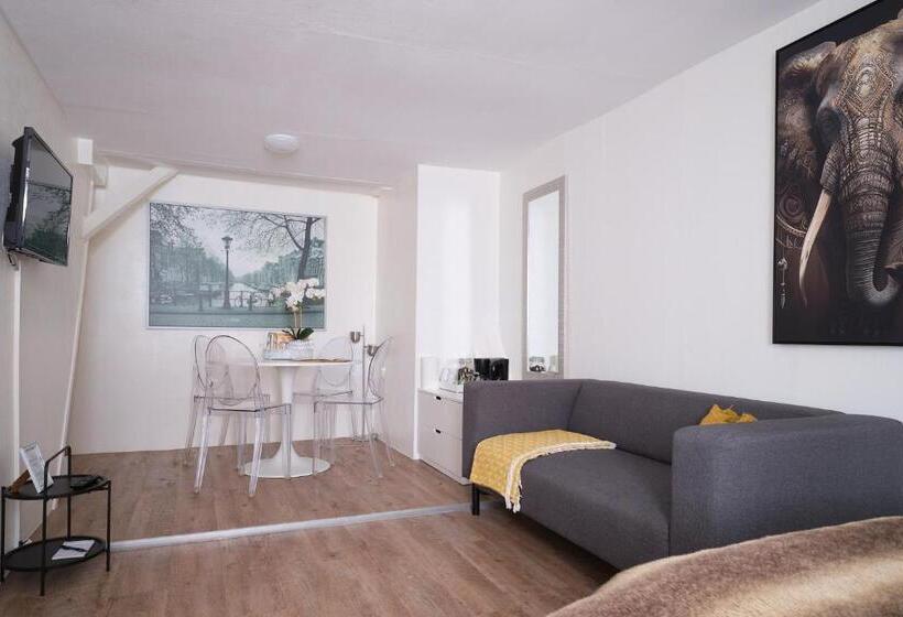 اتاق سوپریور چهار تخته, Het Gecroonde Swaert B&b