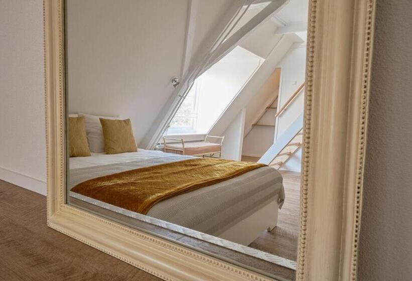 اتاق سوپریور چهار تخته, Het Gecroonde Swaert B&b