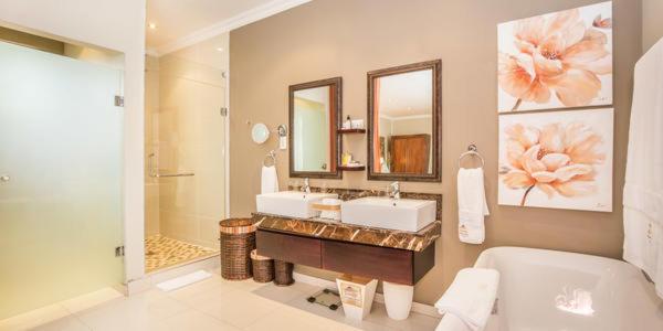 Студия Стандарт, Ekhaya Boutique