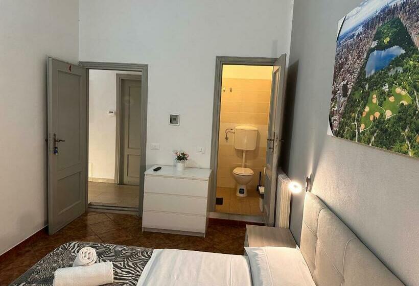 اتاق استاندارد, Crown Guest House
