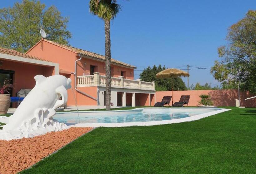 ‫فيلا غرفة نوم واحدة مطلة على الحديقة, Maison 4 étoiles Et Studio 3 étoiles Indépendants Avec Piscine