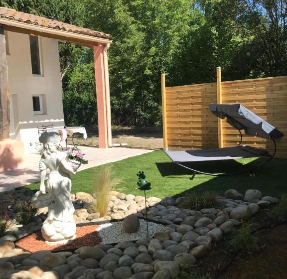 ‫فيلا غرفة نوم واحدة مطلة على الحديقة, Maison 4 étoiles Et Studio 3 étoiles Indépendants Avec Piscine