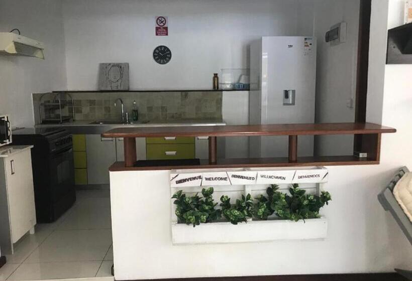 Family Room, Pereybere Villa Valari With Pool Near Beach