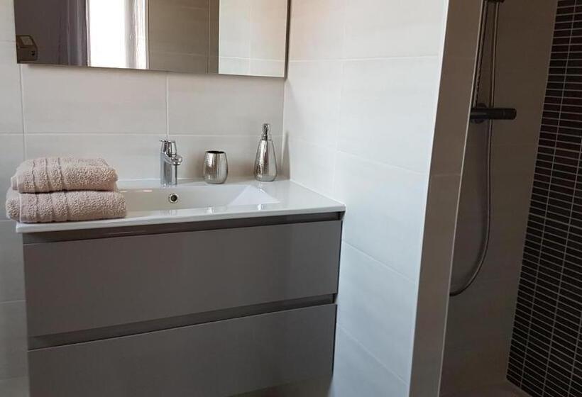 חדר סטנדרט נוף לבריכה, Villa Géna