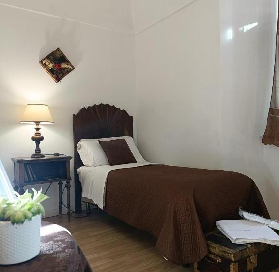 غرفة إقتصادية فردية, B&b   La Corte D Ivi