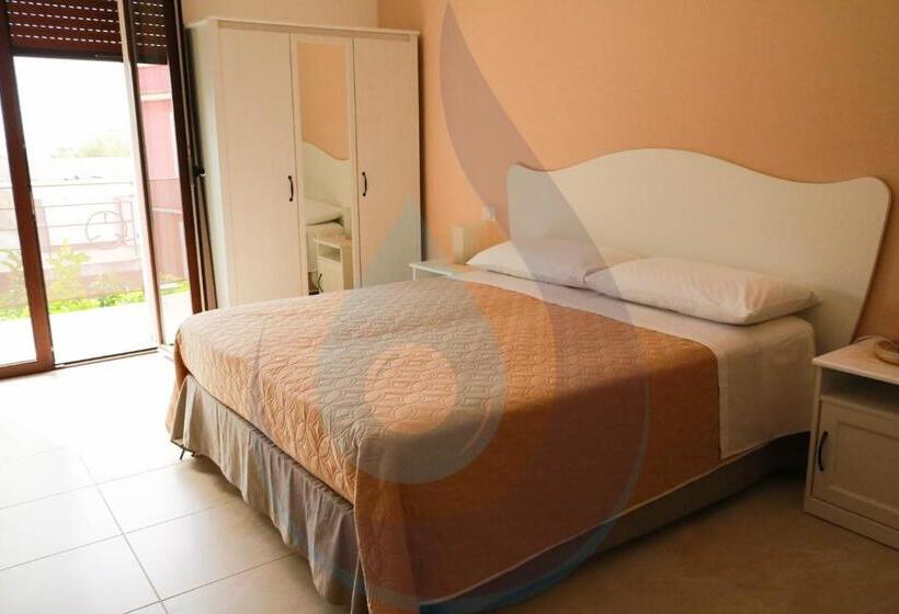 バルコニー付きデラックスルーム, Acqua E Sale Avola