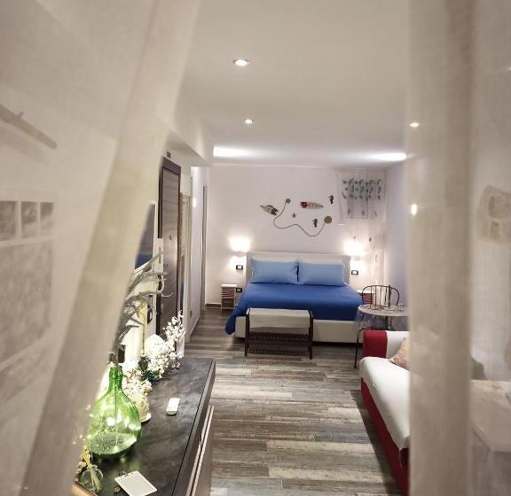 سوییت, Il Pavone