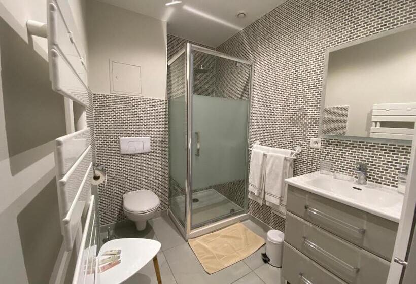 غرفة قياسية مطلّة علي الحديقة, La Vieille Maison