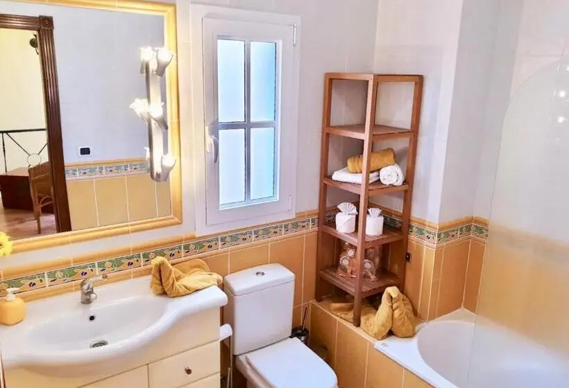 プールビュースタンダードルーム, Bed & Breakfast Tenerife