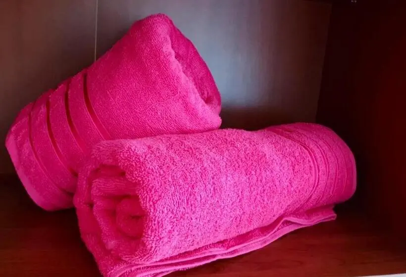 プールビュースタンダードルーム, Bed & Breakfast Tenerife