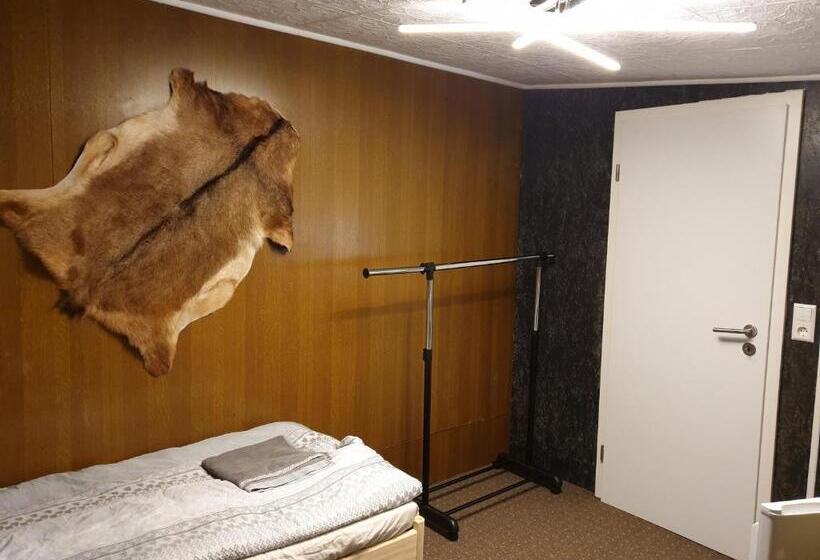 标准平房, Apartment Caracalla