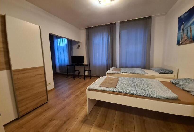 带3个卧室的公寓, Apartment Caracalla