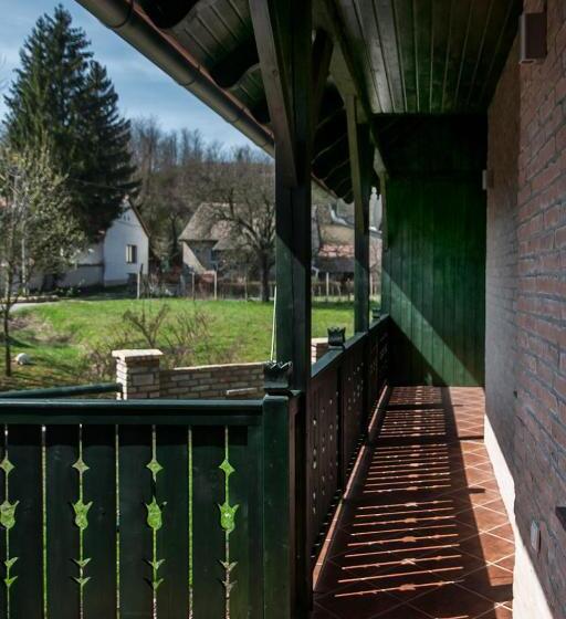 2ベッドルームアパートメント, Patakpart Vendégház