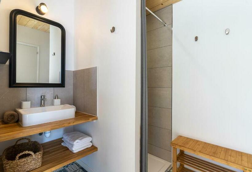 テラス付きスタンダードルーム, Au Logis De Bellefois   Chambres D Hôtes