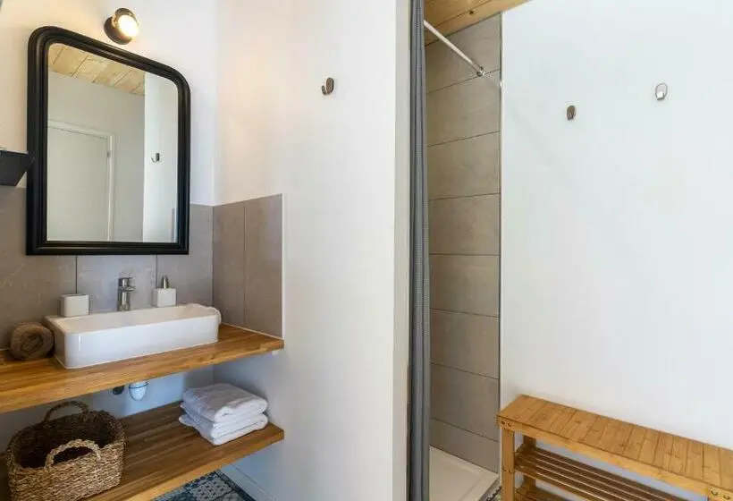 اتاق استاندارد با تراس, Au Logis De Bellefois Chambres D Hôtes