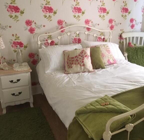 חדר דלוקס נוף לאגם, Ballyginniff Farm House