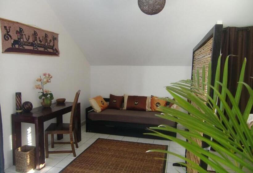 اتاق سوپریور با تخت بزرگ, Villa Ambralini