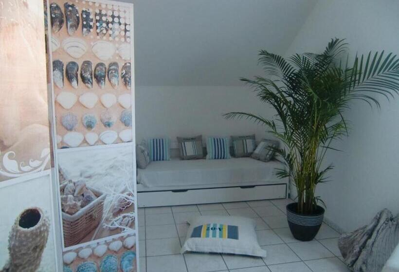 اتاق سوپریور با تخت بزرگ, Villa Ambralini