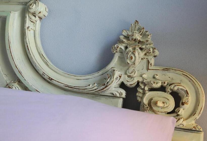 غرفة قياسية سرير كينج, Il Nido Al Lago